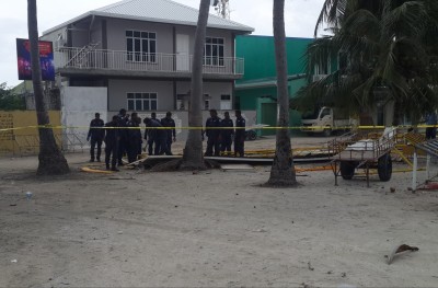 ދައުލަތުގެ ބިންތަކުގައި ހުރި ޕާޓީތަކުގެ ޖަގަހަތައް ރޫޅާލަން ފަށައިފި