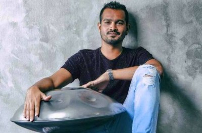 ޑްރަމަށް ހާއްސަ ފައިޒަން، ލަވަކިޔަން ތައްޔާރު