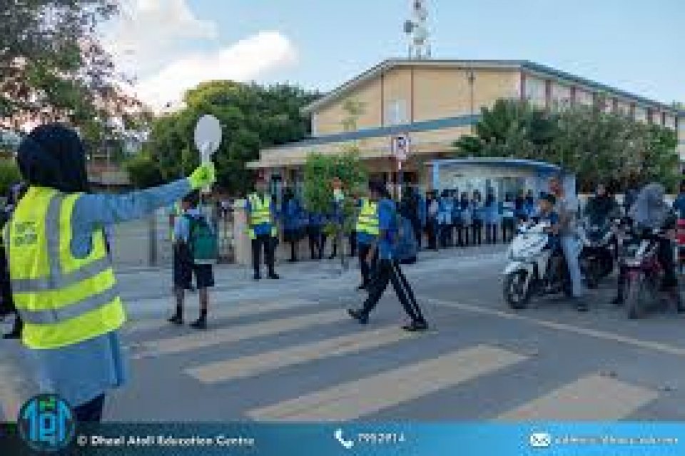 549 ދަރިވަރުން ޓްރެފިކް މޮނިޓަރުންގެ ގޮތުގައި ތަމްރީނުކޮށްފި