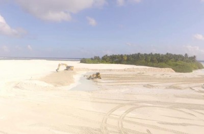 ފޭދޫ ބިން ހިއްކައި ނިންމާލައިފި