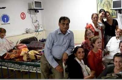 މަހާތުމާ ގާނދީގެ ކާފަދަރިއެއް ގެދޮރު ނެތް މުސްކުޅިން ބައިތިއްބާ ތަނެއްގައި!