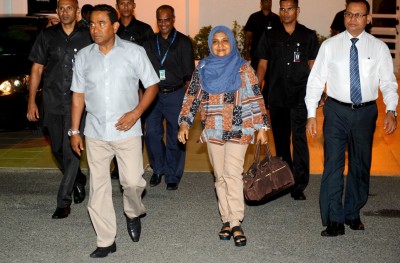 ރައީސްގެ ދެކަނބަލުން މެލޭޝިޔާ އަށް