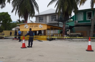 ދައުލަތުގެ ބިންތަކުގައި ހުރި ޕާޓީތަކުގެ ޖަގަހަތައް ރޫޅާލަން ފަށައިފި
