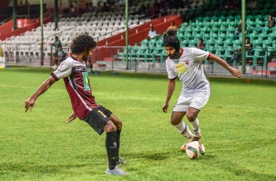 ސެންޓޭގެ ހެޓްރިކުން ޓީސީ ތިން ވަނަ އަށް