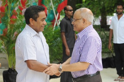 ރައީސް ޔާމީނާއި މައުމޫނާ ދެމެދު އަނެއްކާ ކޮން ކަމެއް؟
