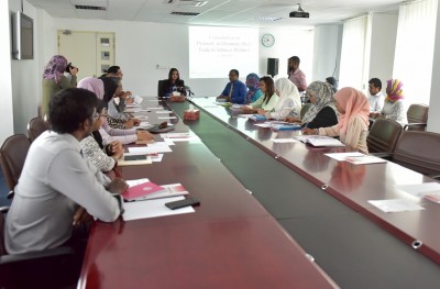 ދުންފަތާ ދެކޮޅަށް މަސައްކަތް ކުރޭ، އެކަމަކު ގޮންޖެހުންތައް ގިނަ: އިރުތިޝާމް