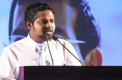 މަހްފޫޒަށް ހަމަލާ ދިނީ ދެ މީހަކު ވެގެން އޭނާ އަށް ފާރަލުމަށް ފަހު: ދައުލަތް