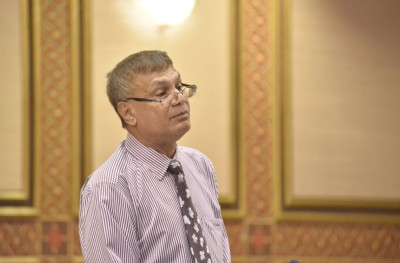 ސަރުކާރުން އުޅެނީ ގާނޫނުން ވައްކަން ކުރުމުގެ ހުއްދަ ދޭން: އިދިކޮޅު މެމްބަރުން