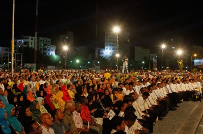 ޕާޓީތަކަށް ދޭންޖެހޭ ފައިސާއެއް ނުހިފަހައްޓަން، ޖަވާބުދާރީވާން ތައްޔާރު: އީސީ