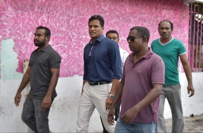 މައުމޫން އުފެއްދެވި މަޝްވަރާ މަޖިލިހުން އުމަރު ވަކިކޮށްފި