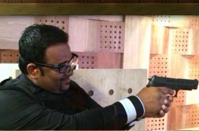 އަދީބާ ފިސްތޯލައާ ކޮން ގުޅުމެއް؟