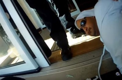 ޔޫއޭއީ މީހުން ގައުމީ ހެދުން ގައުމުން ބޭރުގައި ނުލުމަށް އަންގައިފި