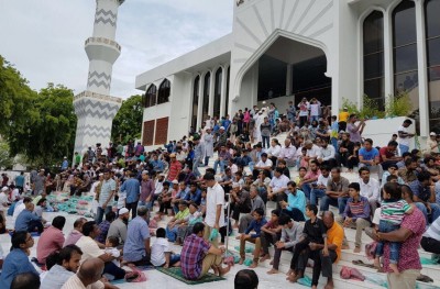 ދިވެހިންގެ އިސްލާމީ އަގީދާ ފުނޑާލަން އެބަ މަސައްކަތް ކުރޭ، ރައްކާތެރި ކުރަން އަޒުމް ކަނޑައަޅާ: ހުތުބާ