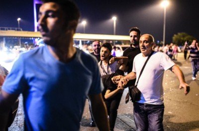 ރައްޔިތުން ނުކުމެ ބަގާވާތް ނާކާމިޔާބުކޮށްލިޔަސް ތުރުކީ އަށް ނާމާންކަން، 60 މަރު