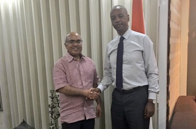 ހުރިހާ ފަރާތްތަކުން ވެސް ގޮތް ދޫކުރަން ބާރުއަޅުއްވައި އދ.ގެ މަންދޫބު ފުރާވަޑައިގެންފި