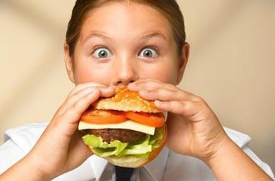 ދަރިވަރުންނަށް ލުއިކާނާ ދިނުމަކީ ހެދޭ ވަރަށް ބޮޑު ގޯހެއް