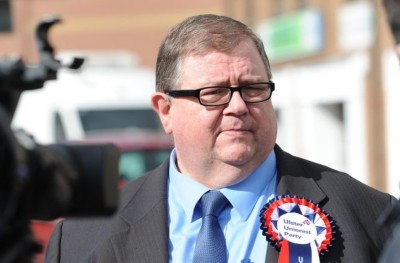 ބަރަހަނާ ސެލްފީ ފޮނުވި މައްސަލާގައި ސިޔާސީ މީހަކު ހޫނު ފެނަށް