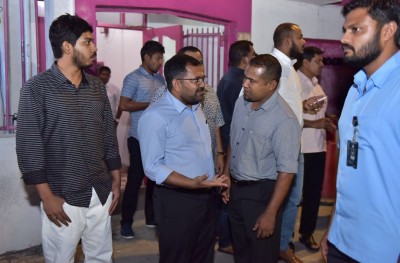 މައުމޫނަށް އާ ގޮންޖެހުމެއް: ފުރަތަމަ ފަހަރަށް ކޯރަމް ގެއްލުވާލައިފި!