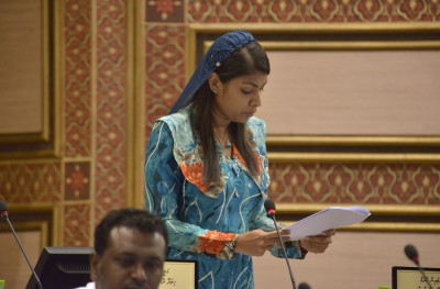 މިނިސްޓަރުންގެ ލަފަޔާ އެކު ޕާމަނަންޓް ސެކްރެޓަރީން އައްޔަންކުރަން ފާސްކޮށްފި