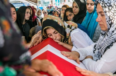 ބަޣާވާތަށް ފަހު ތުރުކީގައި މަރުގެ އަދަބު ދިނުމަށް ވިސްނަވާ ކަމަށް އުރުދުޣާން ވިދާޅުވެއްޖެ