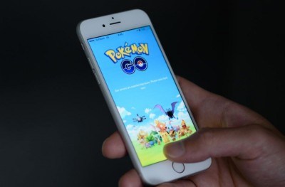 ޖަޕާނަށް ޕޯކެމޮން ދޫކޮށްލުމާ އެކު އެތައް ބަޔަކު ގޭމު ނުކުޅެވިފައި