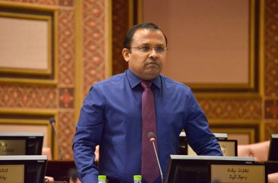 މިނިސްޓަރުންގެ ލަފަޔާ އެކު ޕާމަނަންޓް ސެކްރެޓަރީން އައްޔަންކުރަން ފާސްކޮށްފި
