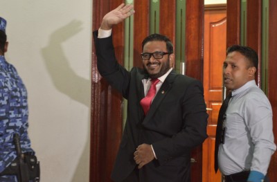 ފިސްތޯލަ ގެންގުޅުނު މައްސަލާގައި ޖަވާބުދާރީވާން އެކަށީގެންވާ ވަގުތެއް ނުދޭ: އަދީބުގެ ވަކީލުން