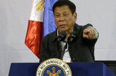 ޑްރަގު ވިޔަފާރިއާ ގުޅިފައިވާ ސިޔާސީ ފަރާތްތަކުގެ ނަން ފިލިޕީންސްގެ ރައީސް އާއްމުކުރައްވައިފި