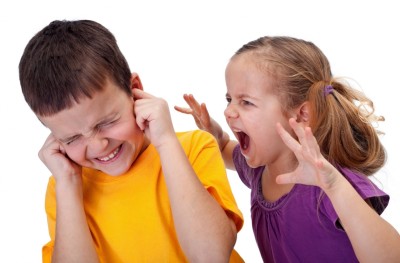 ދަރިންގެ މެދުގައި އުފެދޭ ރުޅިވެރިކަން ހައްލުކުރާނީ ކިހިނެއް؟