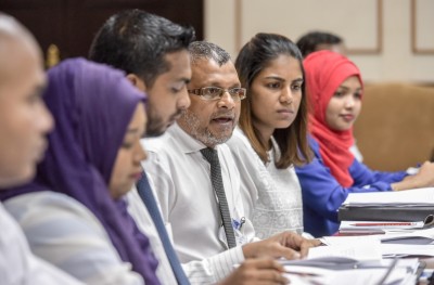 އަބުރުގެ ބިލަށް ލިބުނު އާންމުންގެ ޚިޔާލުތައް ބާތިލު ކޮށްފި