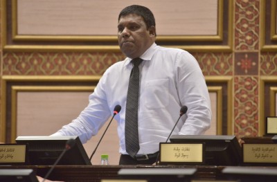 ތިމަރަފުށި މުސްތަފާގެ ބަސް؛ ރައީސް ޔާމީނަކީ ހަރުކަށި، ގޮތްދޫނުކުރައްވާ ވެރިއެއް