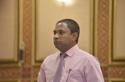 ބައެއް ކަންކަމާ ހިޔާލު ތަފާތުވެގެން މެމްބަރު ސައުދު ވައިބަ ގްރޫޕުން ނުކުމެއްޖެ