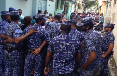 ހިޔާލުފާޅުކުރުން ހުއްޓުވާ ބިލަށް ވޯޓު ނުދޭން ގޮވާލަން އެއްވެއްޖެ