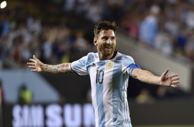 މެސީ އަލުން ގައުމީ ޓީމަށް ކުޅެން ނިންމައިފި