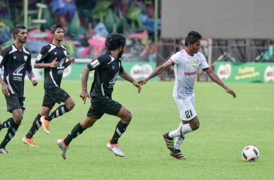 ޓީސީ އާއި އީގަލްސް ލަނޑެއް ނުޖެހި އެއްވަރުވެއްޖެ