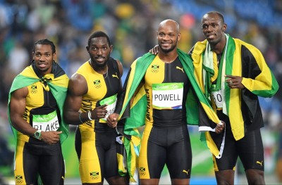 ނުވަ ރަން މެޑަލް ހަމަކޮށް ބޯލްޓަށް ހާއްސަ ރެކޯޑެއް