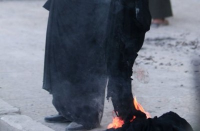 އައިއެސްގެ އަތް ދަށުން މިނިވަންވުމާ އެކު ތުނބުޅި އާއި ބުރުގާ ބާލައިފި