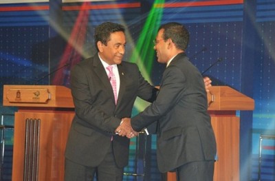 ކުޑަ ދުވަސްކޮޅެއްގެ ތެރޭގައި ރައީސް ޔާމީންގެ ސަރުކާރު ވައްޓާލަން ވަނީ ރާވާފައި: ބީބީސީ