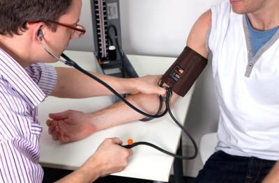 ނިދި އަޔަސް ނުނިދޭ ނަމަ ލޭގެ ޕްރެޝަރު ޗެކްކުރޭ