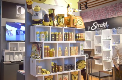 ހޮޓެލް އޭޝިއާ ފެއާއަށް ބޮޑު ކާމިޔާބެއް، 2،000 އަށްވުރެ ގިނަ މީހުން ޒިޔާރަތްކޮށްފި