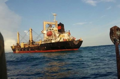 ފުވައްމުލަކު ފަރަށް އެރި ބޯޓުގެ ހުރިހާ ހިލައެއް އުކާލަނީ!