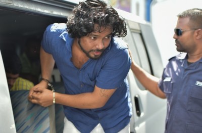 "އެއް ޝޮޓުން މިކަން ނިމުނު ނަމަ ނިމުނީސް ކަމަށް ދައުވާލިބޭ ފަޒީލް ބުނި"