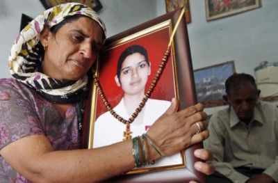 އަންހެނެއްގެ މޫނަށް އެސިޑް ޖެހި މީހަކު މަރަން ހުކުމްކޮށްފި