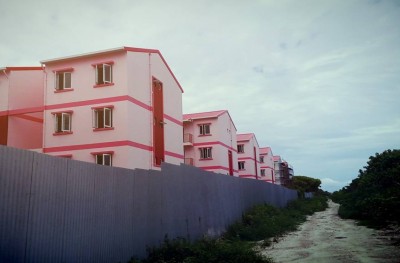 އައްޑޫ ފްލެޓްތައް ލިބޭ ފަރާތްތަކާ ހަވާލު ކުރެވޭނީ ނޮވެމްބަރުގައި: ހައުސިން މިނިސްޓްރީ