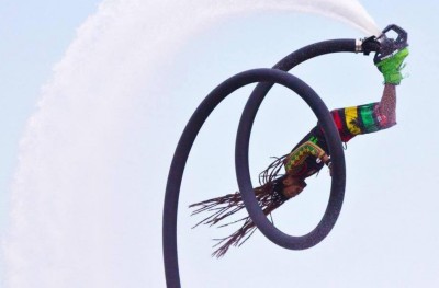 އެމެރިކާ މުބާރާތުގެ ގަދަ އަށަކަށް އިއްބަޑޭ، ބޮޑު ކާމިޔާބީއެއް