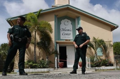 ފްލޮރިޑާ މިސްކިތުގައި އަލިފާން ޖެހިކަމުގެ ތުހުމަތަށް މީހަކު ހައްޔަރުކޮށްފި