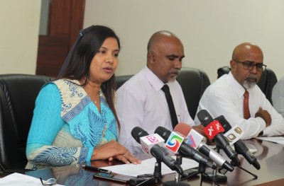 ލޯނުތައް އަނބުރާ ހޯދަން މަސައްކަތް ކުރަން، އަމަލު ކުރަނީ މާލިއްޔަތު ގާނޫނާ އެއްގޮތަށް: އެޑިއުކޭޝަން މިނިސްޓްރީ