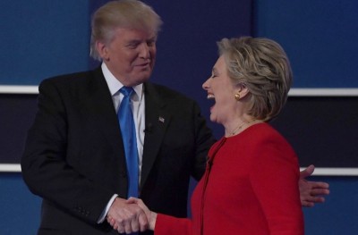 ދެން އޮންނަ ބަހުސެއްގައި ހިލަރީ އަށް މާވަރުގަދަ އަށް ހަމަލާދޭނަން: ޓްރަމްޕް