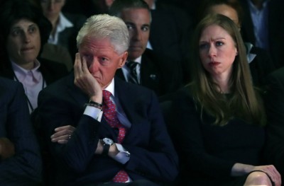 ދެން އޮންނަ ބަހުސެއްގައި ހިލަރީ އަށް މާވަރުގަދަ އަށް ހަމަލާދޭނަން: ޓްރަމްޕް