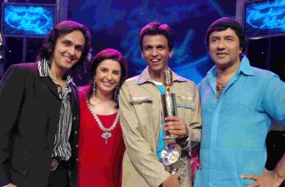 އިންޑިއަން އައިޑަލް 7 އަށް ސޯނޫ، ފަރާ އަދި އަންނޫ އެނބުރި އަންނަނީ